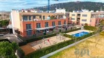 Vista exterior de Casa adosada en venda en Castell-Platja d'Aro amb Aire condicionat, Calefacció i Jardí privat