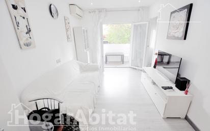 Bedroom of Flat for sale in  Valencia Capital  with Air Conditioner, Heating and Balcony