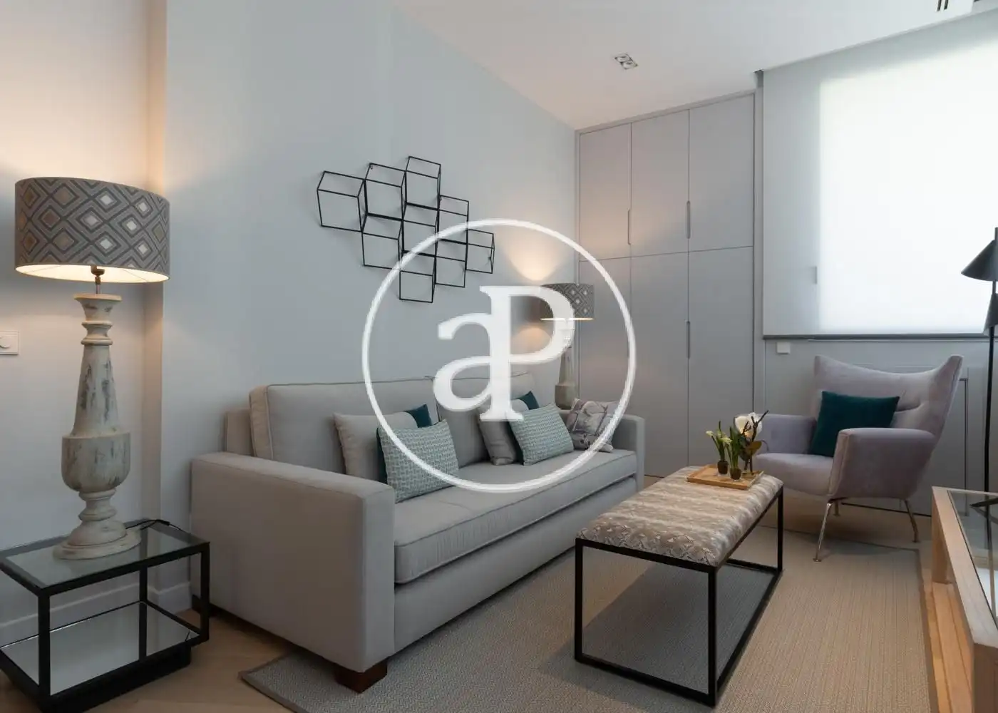 Wohnzimmer von Wohnung zur Miete in Madrid mit Klimaanlage, Heizung und Privatgarten