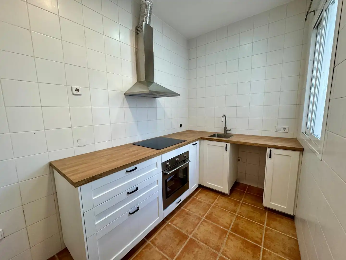 Cuina de Planta baixa de lloguer en Ponent