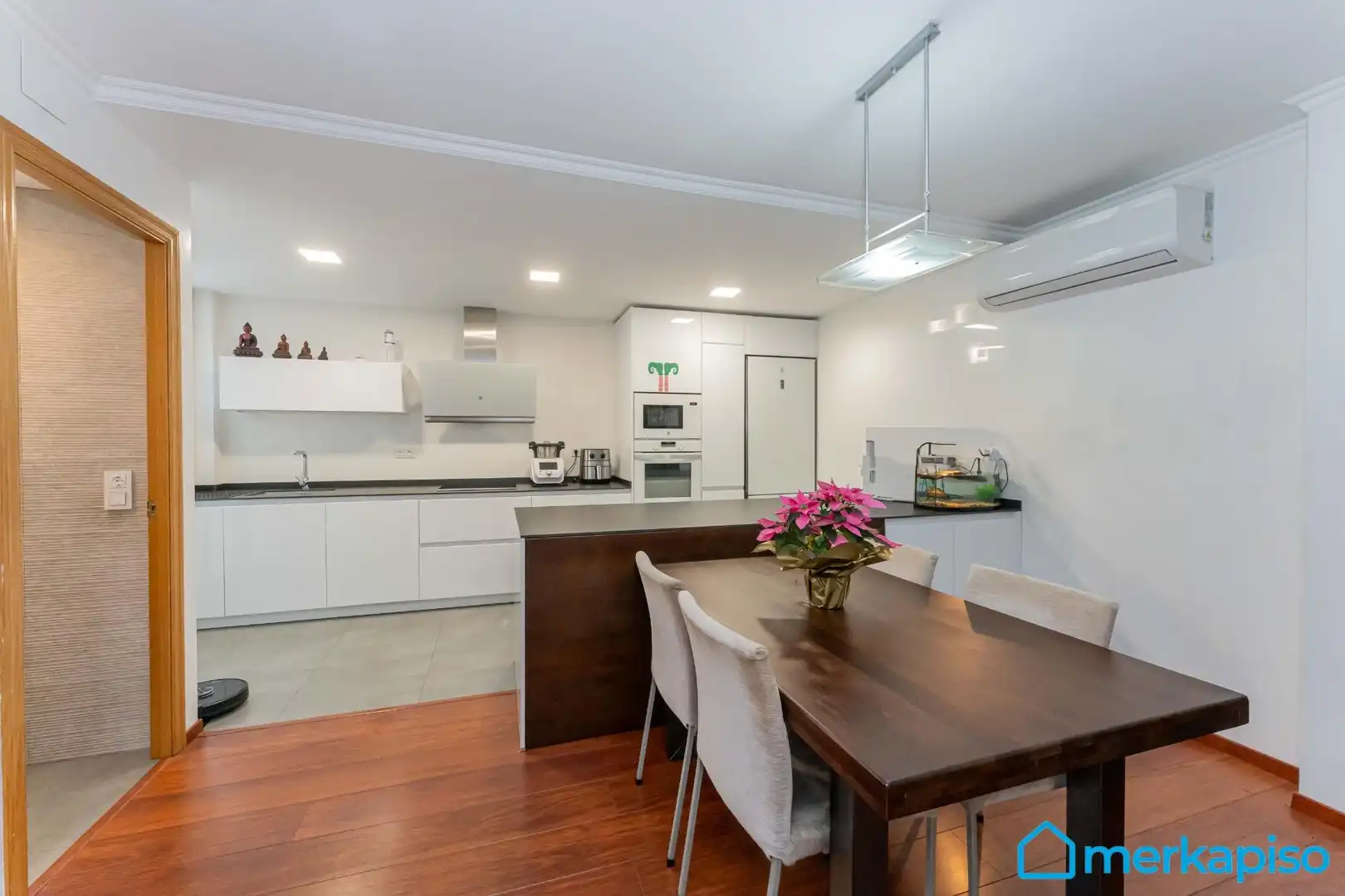 Cocina de Casa adosada en venta en Viladecans con Aire acondicionado, Terraza y Balcón