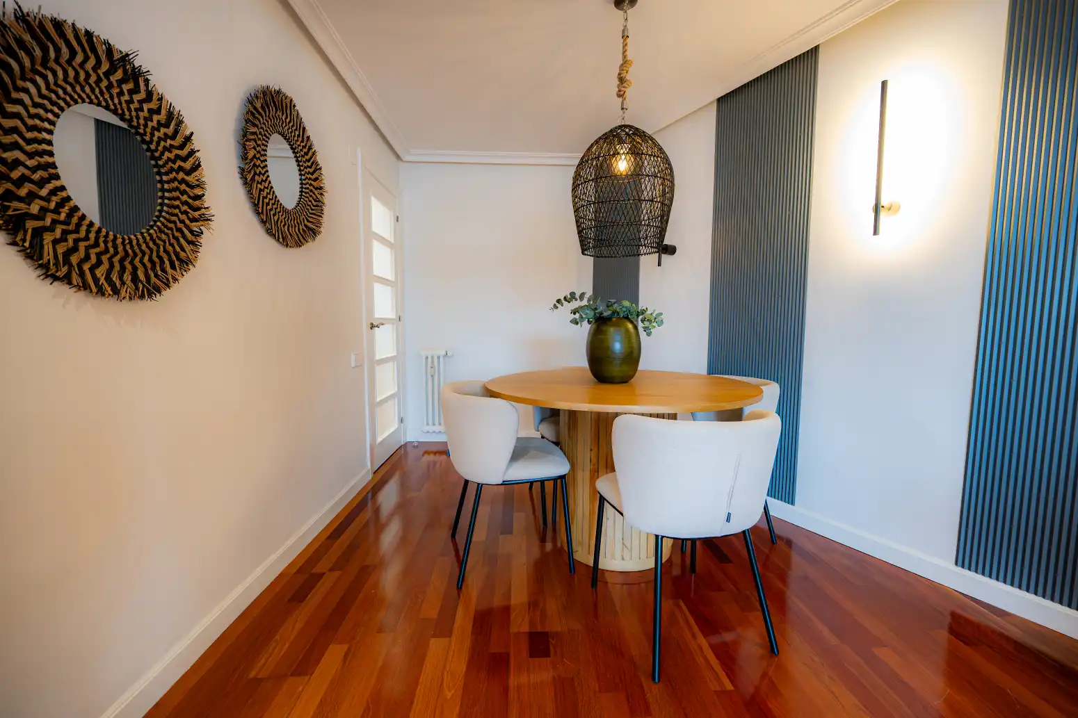 Dining room of Flat for sale in Oviedo   with Heating, Parquet flooring and Terrace