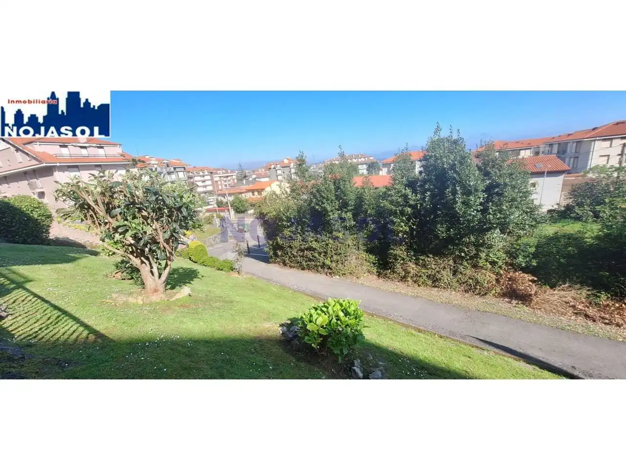 Vista exterior de Apartament de lloguer en Noja amb Calefacció, Terrassa i Moblat