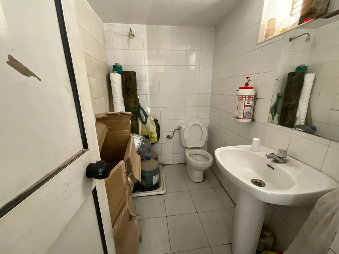 Badezimmer von Geschaftsraum zum Verkauf in Antequera