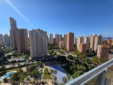 Appartement avec piscine à vendre à Avenida MUNICIPI DEL