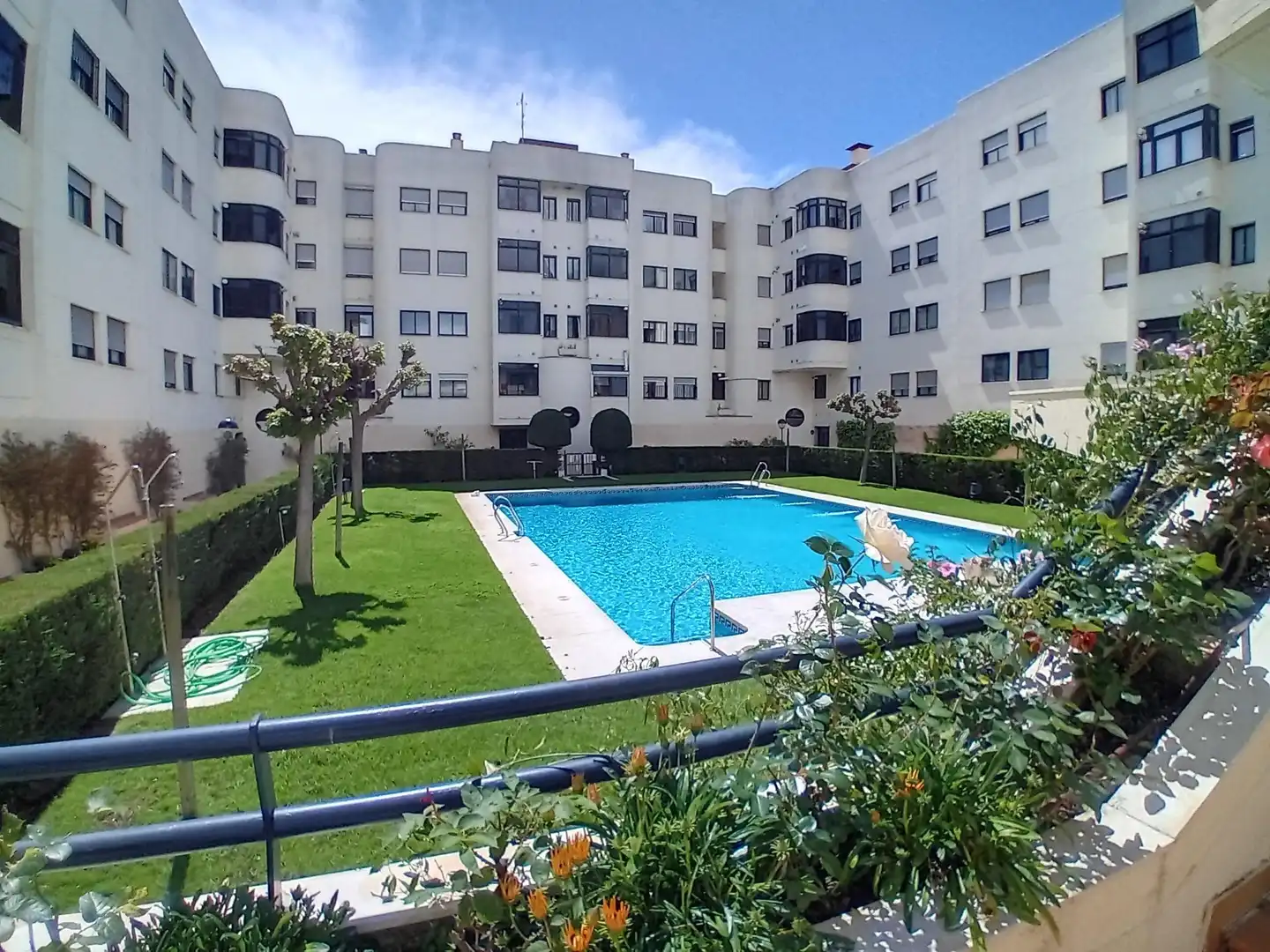 Exterior view of Flat for sale in Córdoba  with Air Conditioner, Private garden and Terrace