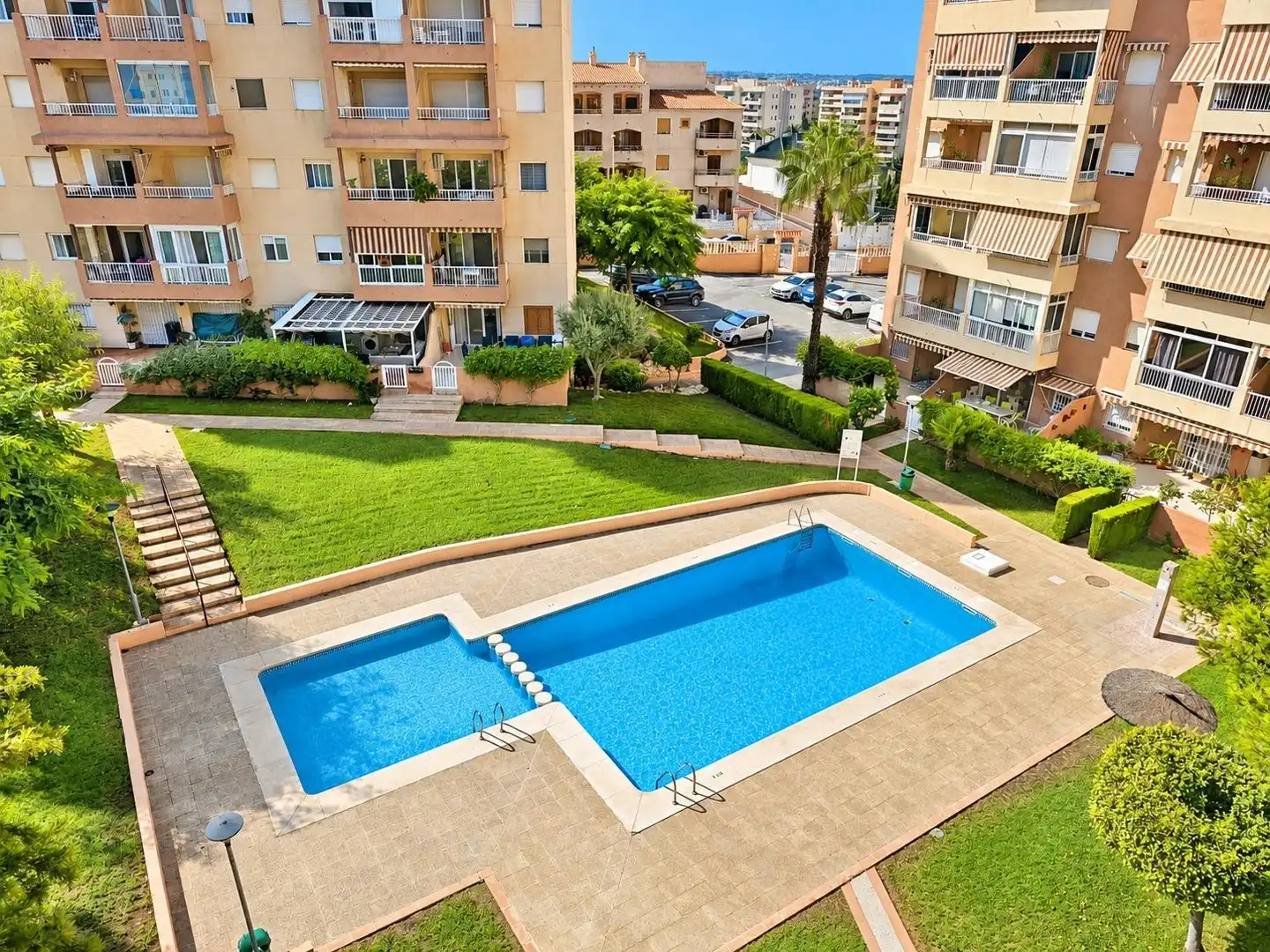 Piscina de Pis de lloguer en Los Arenales del Sol