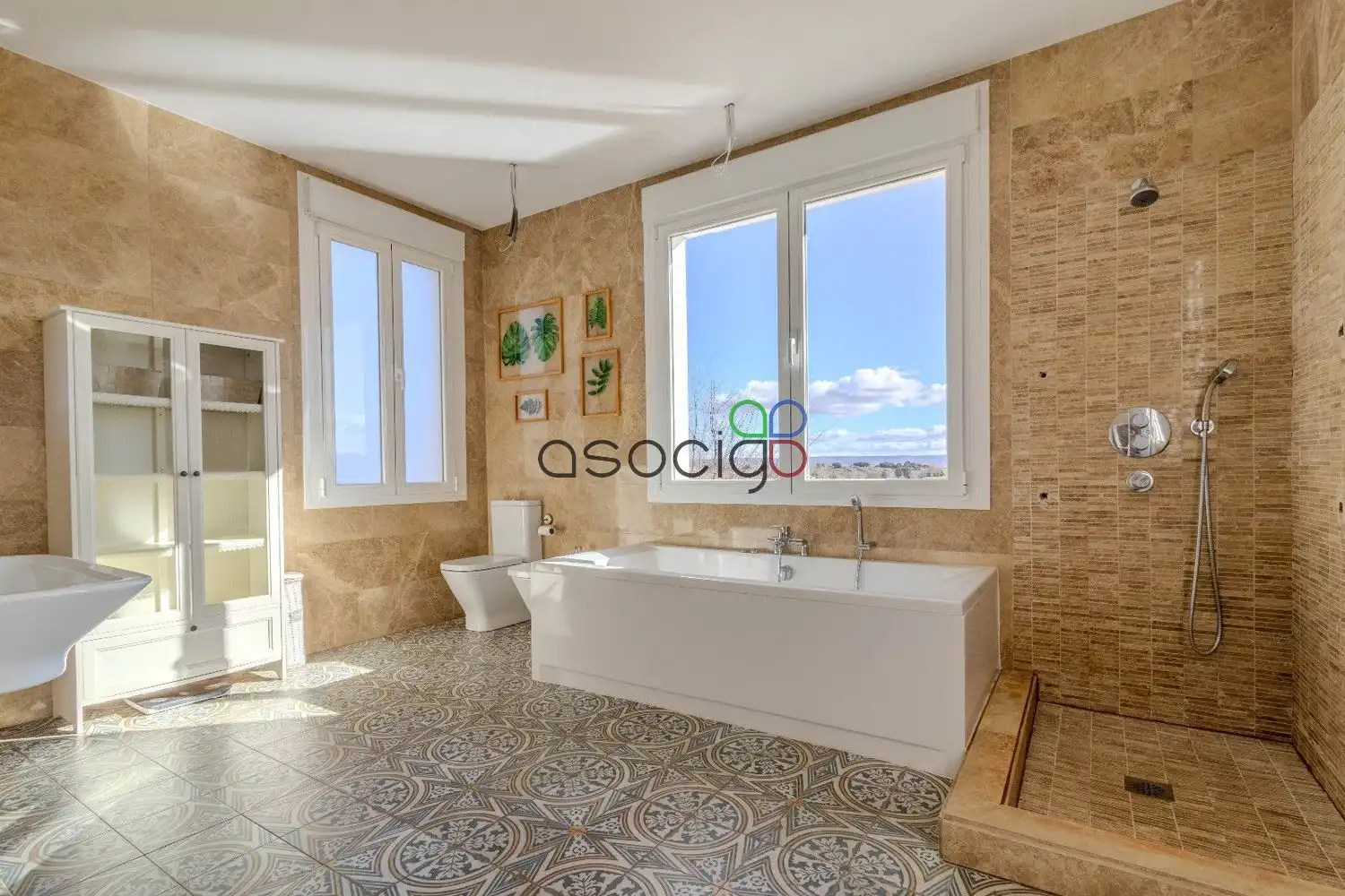 Bathroom of Houses for sale in Cabanillas del Campo  with Air Conditioner, Heating and Storage room