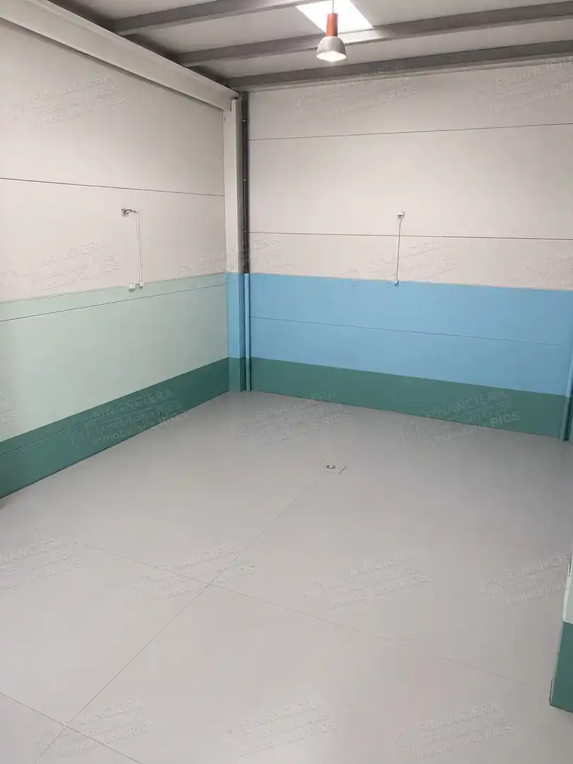 Nave industrial en venta en Alcalá de Guadaira