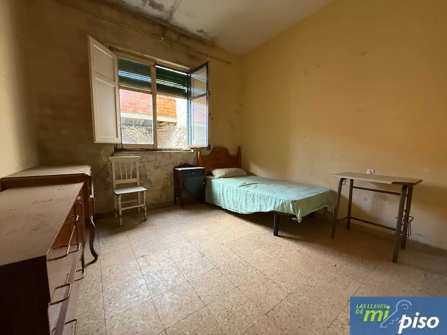 Bedroom of Houses for sale in Pedrajas de San Esteban  with Private garden, Terrace and Storage room