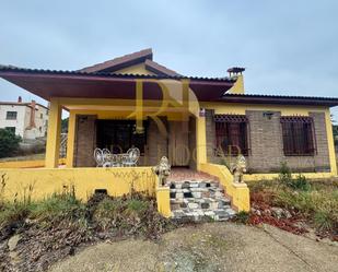 Exterior view of House or chalet for sale in Calatayud  with Private garden, Parquet flooring and Terrace