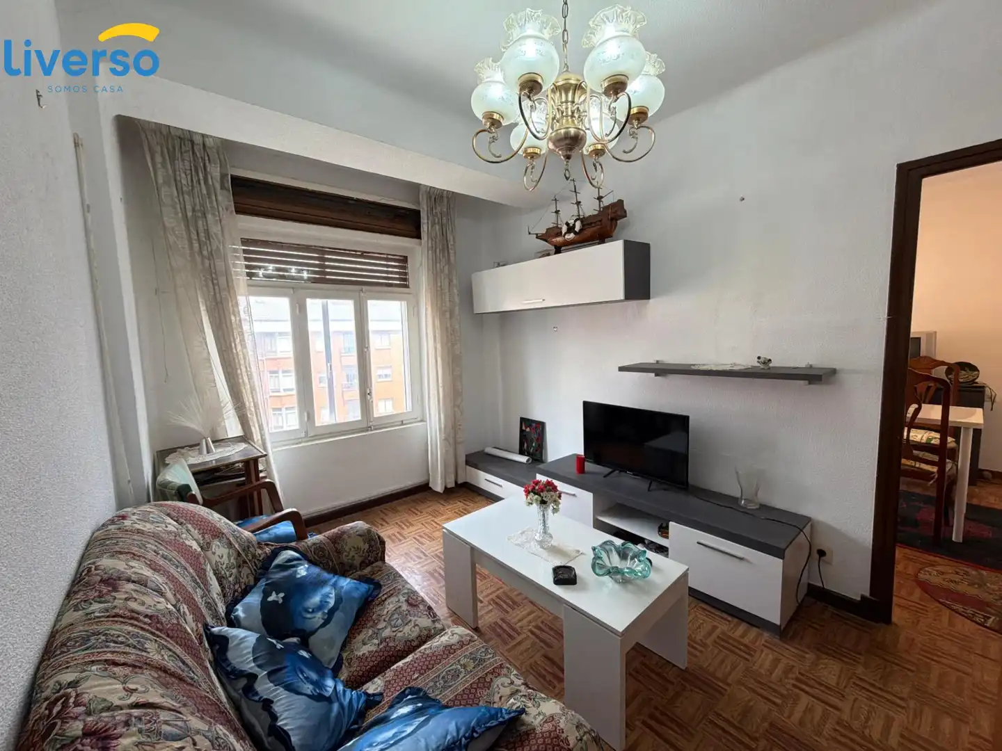 Sala d'estar de Pis en venda en Briviesca amb Calefacció i Moblat