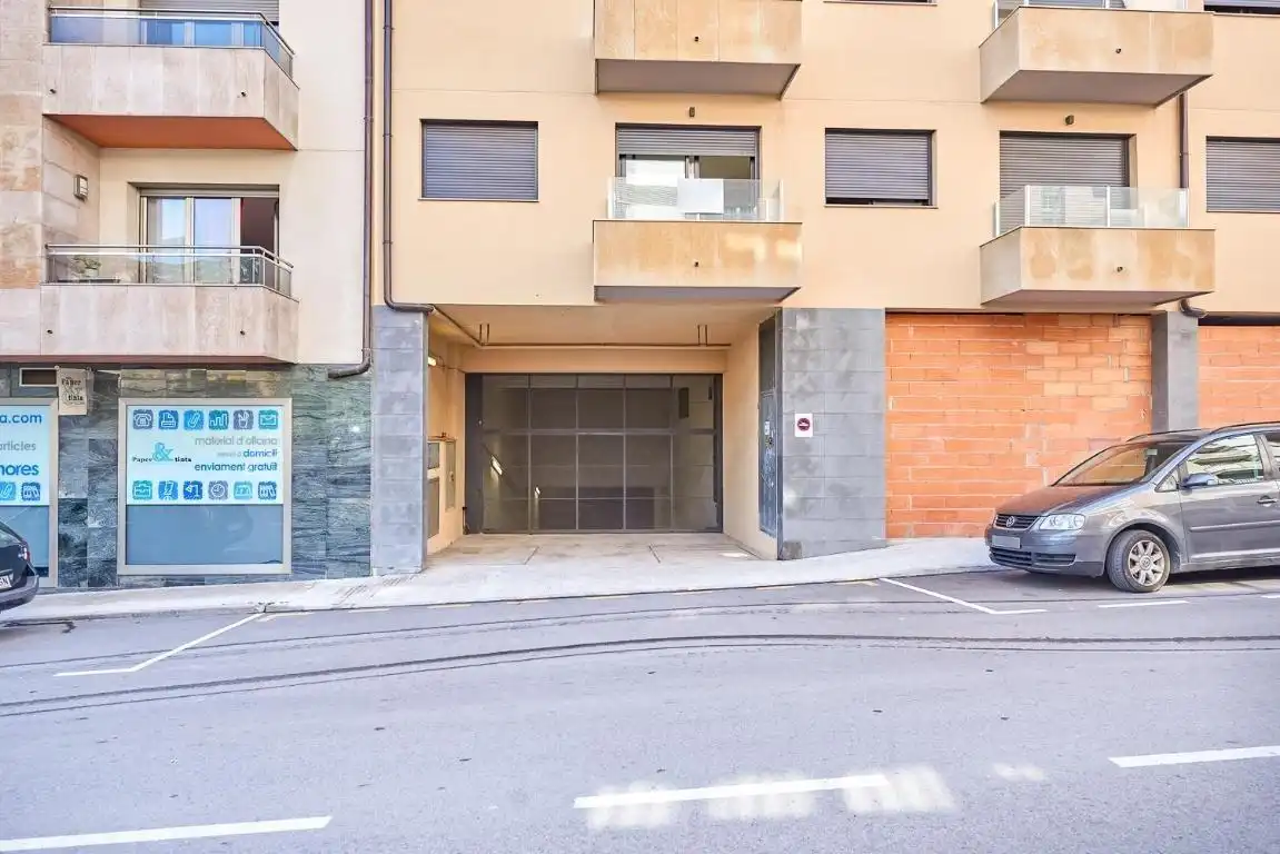Gewerbefläche zum Verkauf in Berga, imagen 2