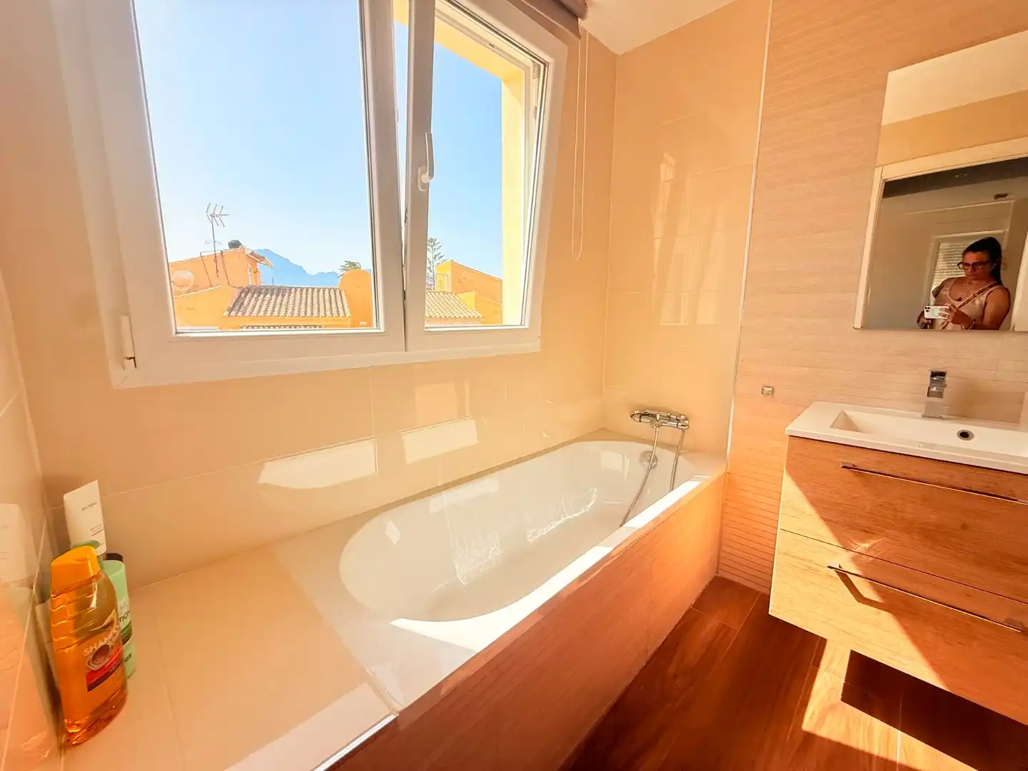 Bathroom of Houses for sale in Benidorm  with Air Conditioner