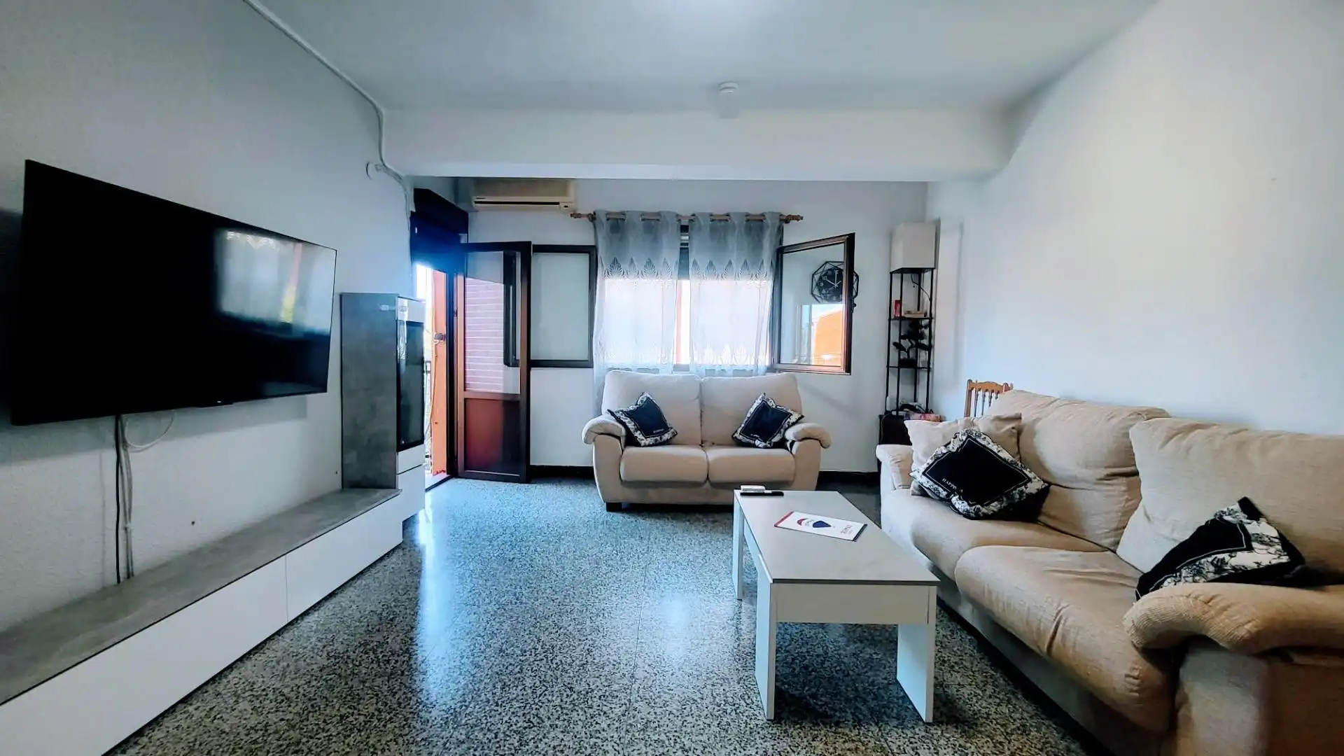 Sala de estar de Piso en venta en Xàtiva con Aire acondicionado, Calefacción y Terraza