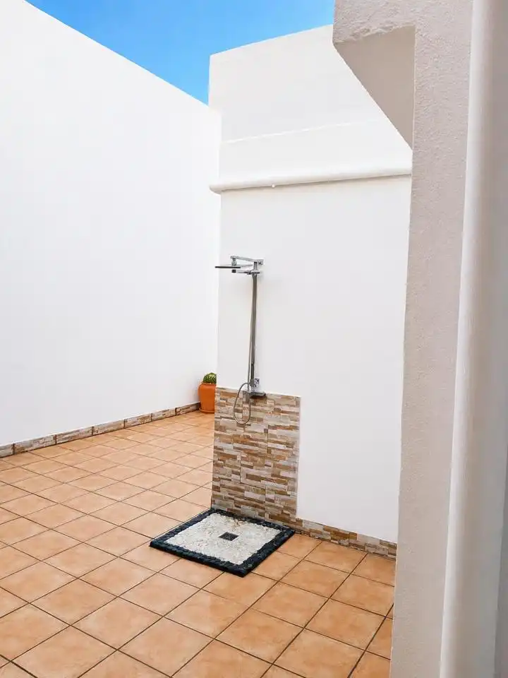 Jardí de Casa adosada de lloguer en Santa Lucía de Tirajana amb Aire condicionat, Terrassa i Moblat