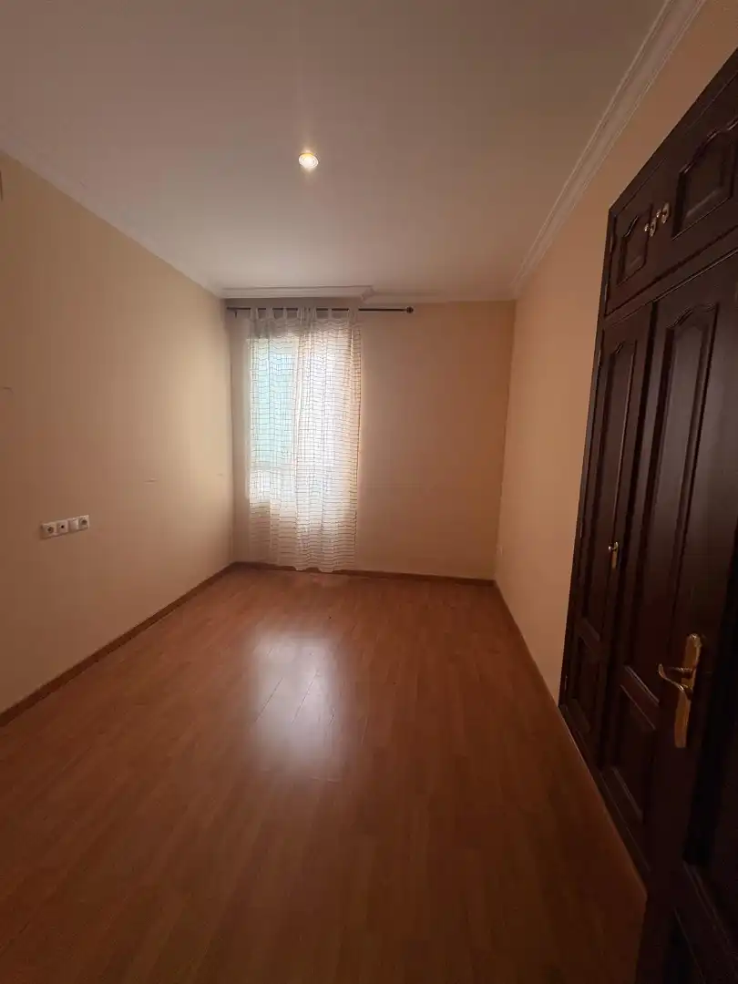 Bedroom of Flat for sale in Córdoba  with Air Conditioner, Heating and Balcony