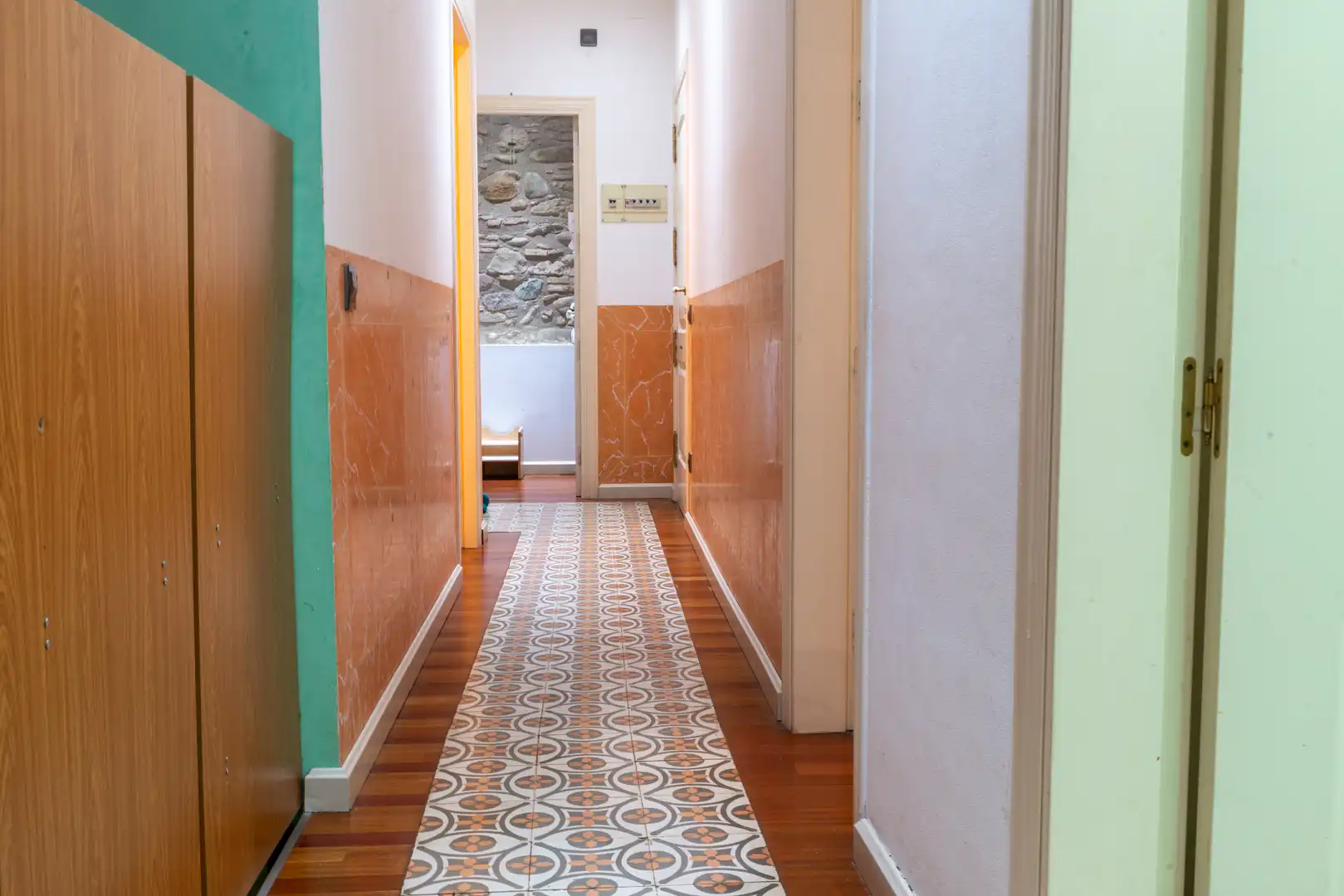 Maisonette zur Miete in Girona mit Heizung, Möbliert und Ofen