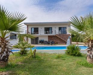 Piscina de Casa o xalet en venda en Cambrils amb Aire condicionat, Calefacció i Moblat