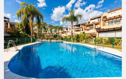 Exterior view of Single-family semi-detached for sale in Marbella  with Air Conditioner, Parquet flooring and Terrace