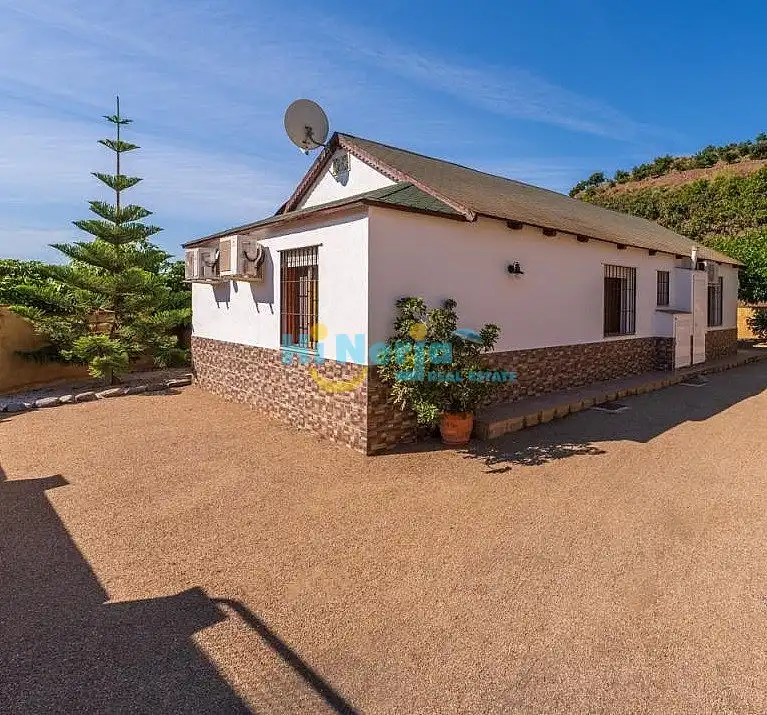 Casa con piscina en venta en Benajarafe, imagen 9