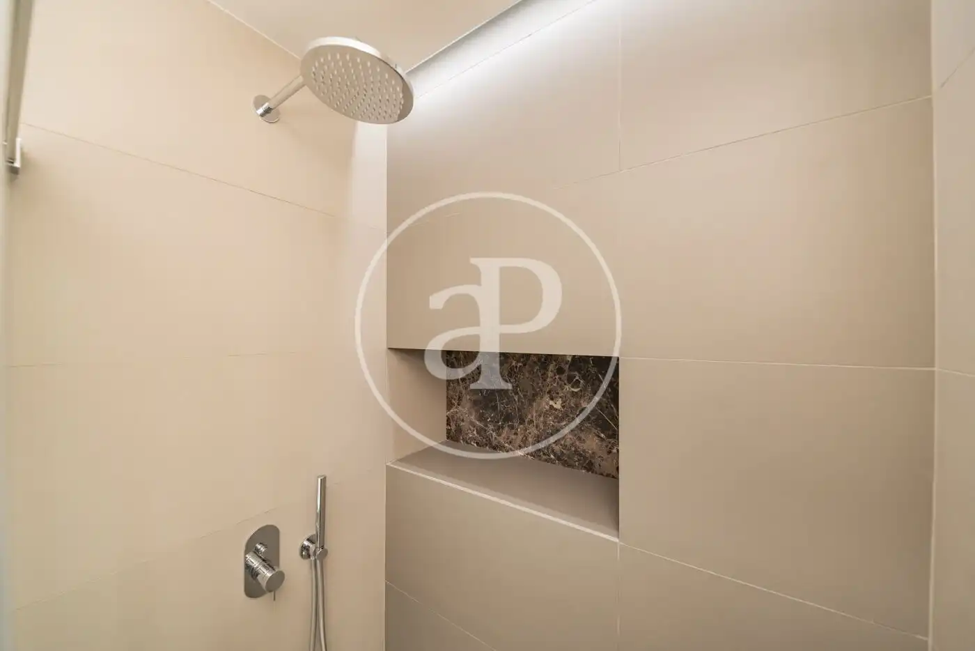 Flat for rent in P.º del Gral. Martínez Campos, 19, Almagro