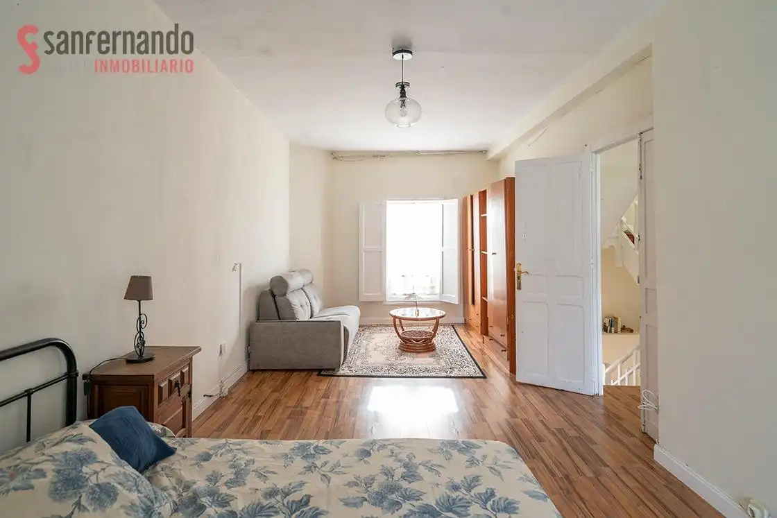 Dormitori de Casa o xalet en venda en Camargo amb Traster