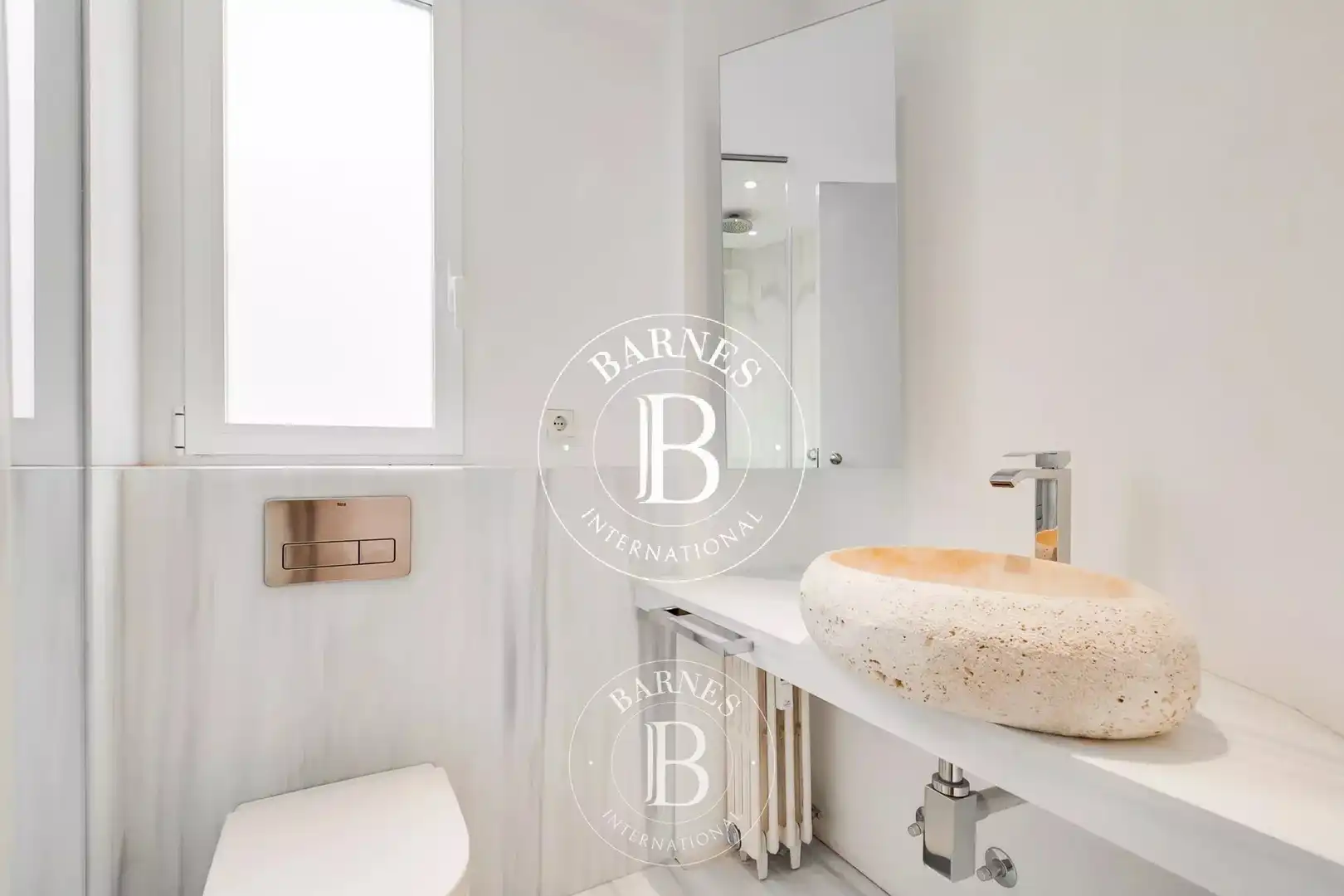 Baño de Piso de alquiler en Madrid con Aire acondicionado, Calefacción y Horno