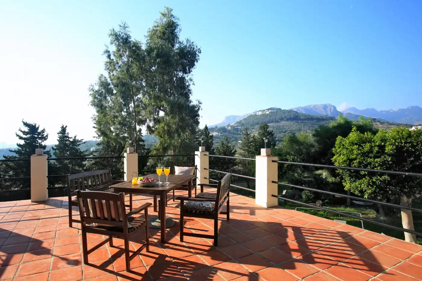 Chalet con piscina en venta en La Empedrola, imagen 2