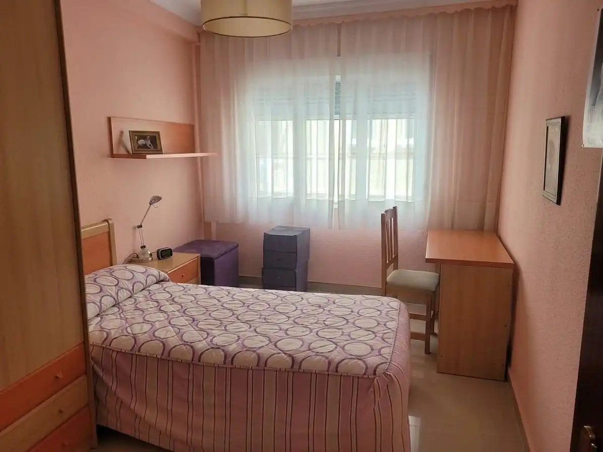 Schlafzimmer von Wohnung zum Verkauf in Cádiz