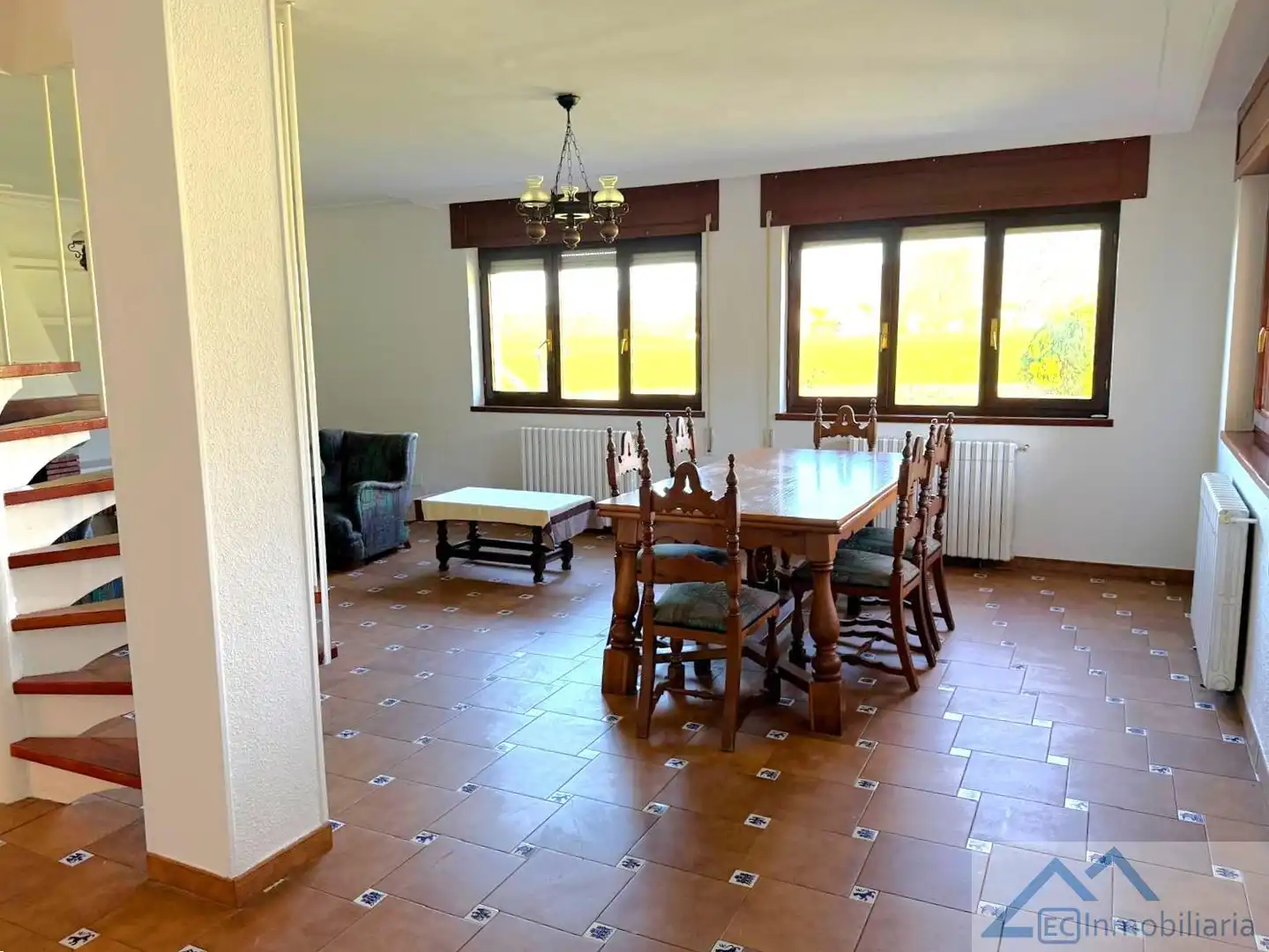 Menjador de Casa o xalet en venda en Santa María de Cayón amb Traster