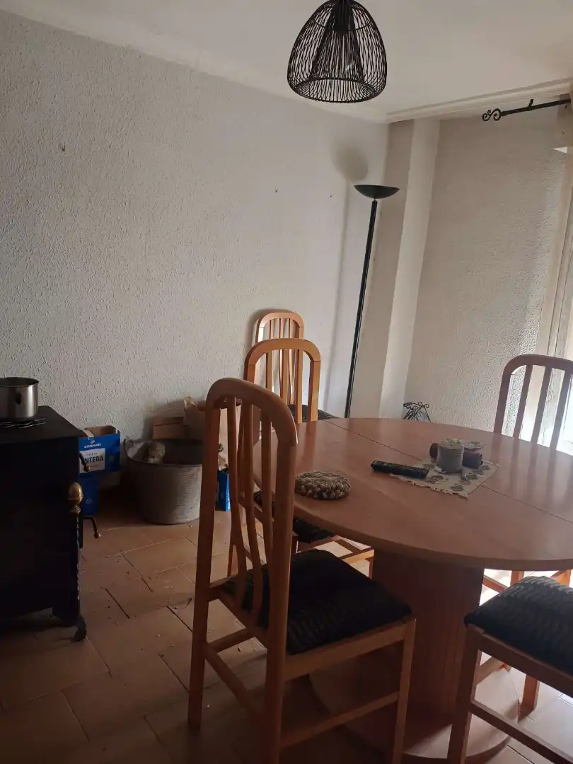 Menjador de Casa o xalet en venda en Venta del Moro amb Terrassa, Traster i Moblat