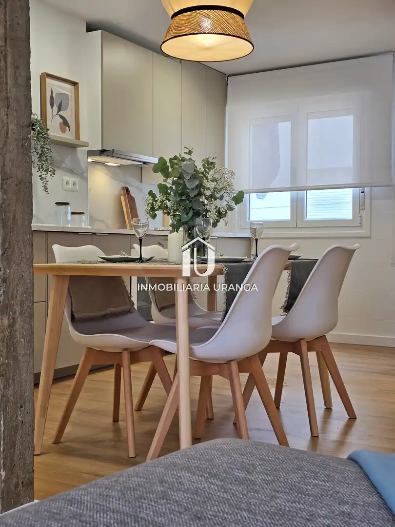 Dining room of Flat for sale in Laredo