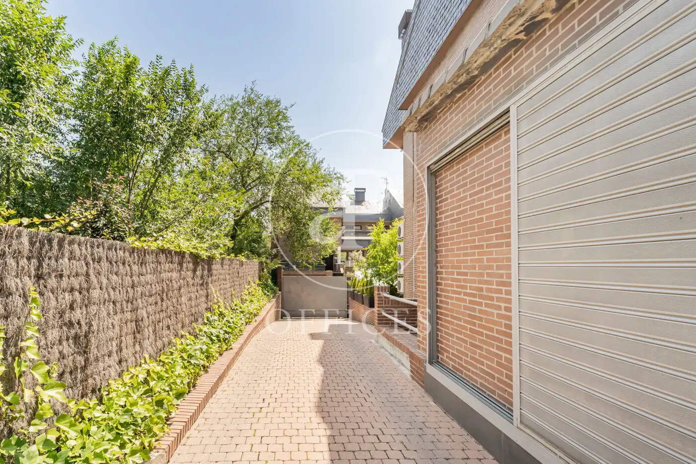 Exterior view of Office for rent in Madrid  with Air Conditioner