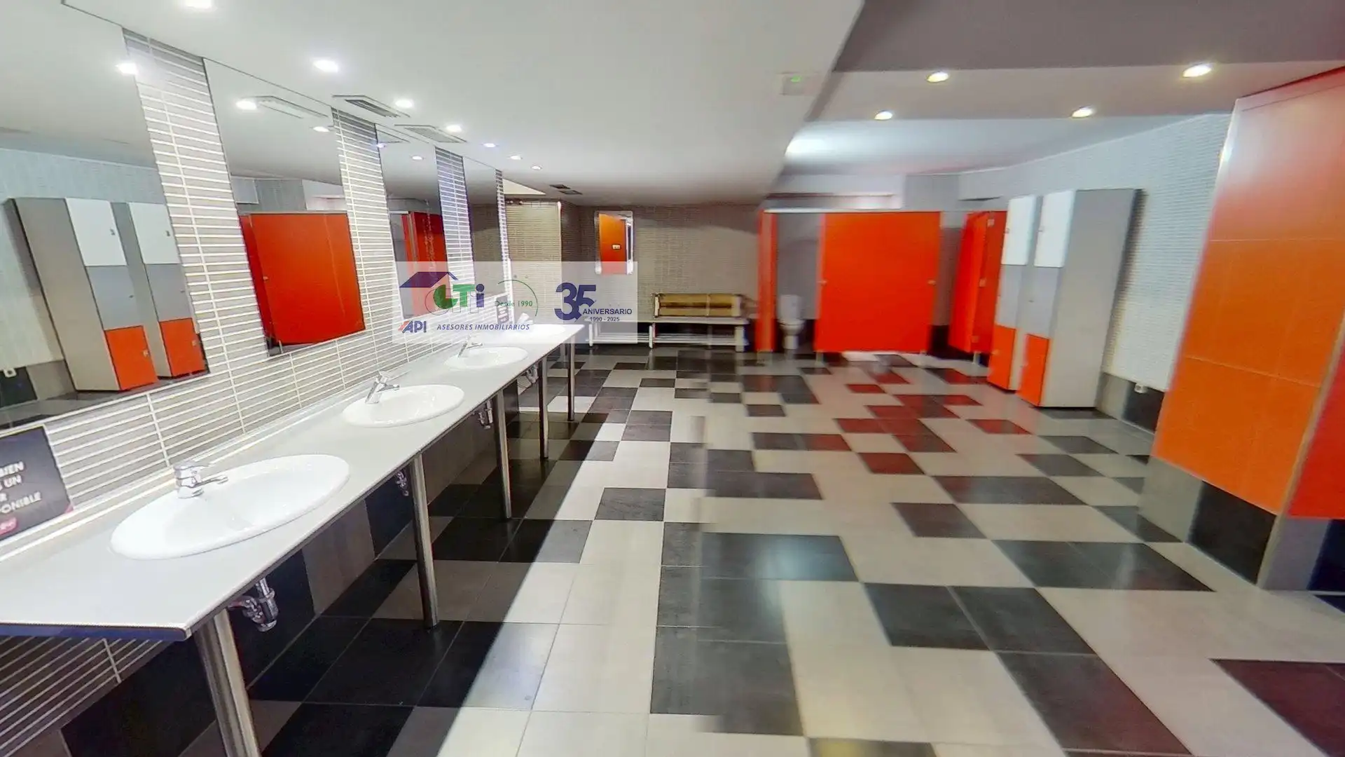 Badezimmer von Geschaftsraum zur Miete in Zaragoza