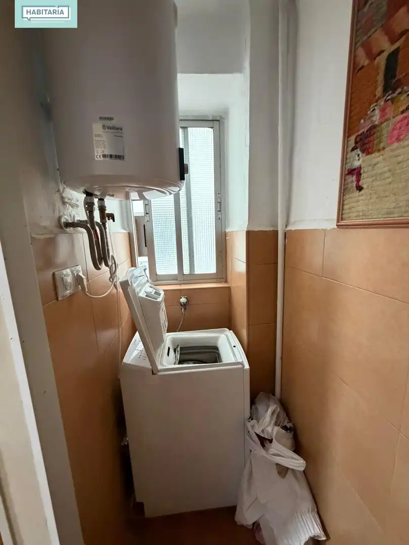 Bathroom of Flat for rent in Málaga