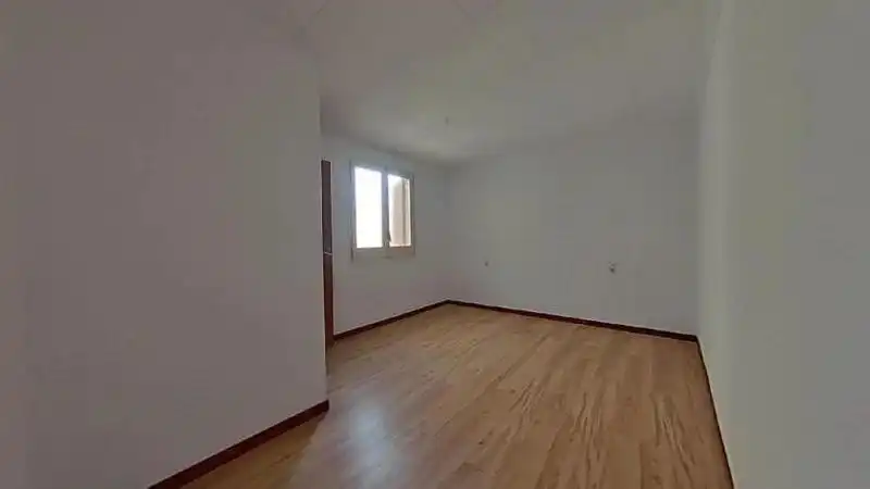 Habitación de Piso en venta en Calella