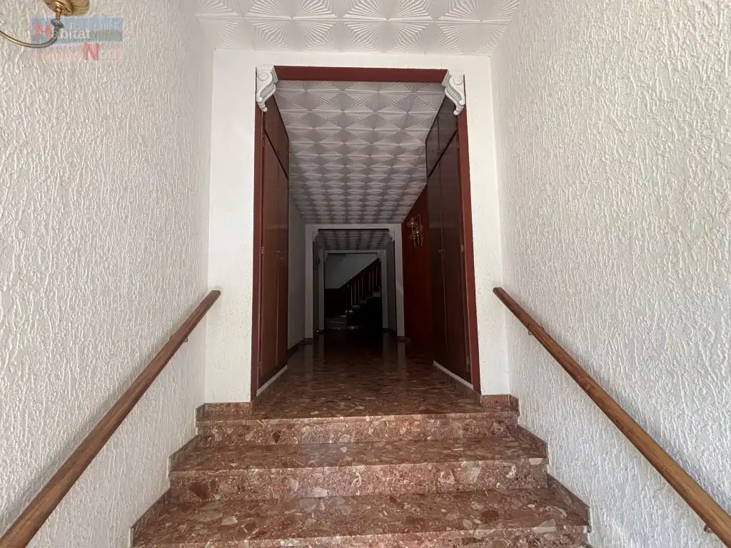 Flat for sale in La Bisbal del Penedès  with Air Conditioner and Oven