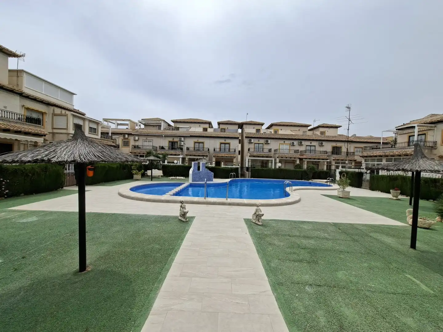 House with terrace for sale in Orihuela Costa, imagen 2
