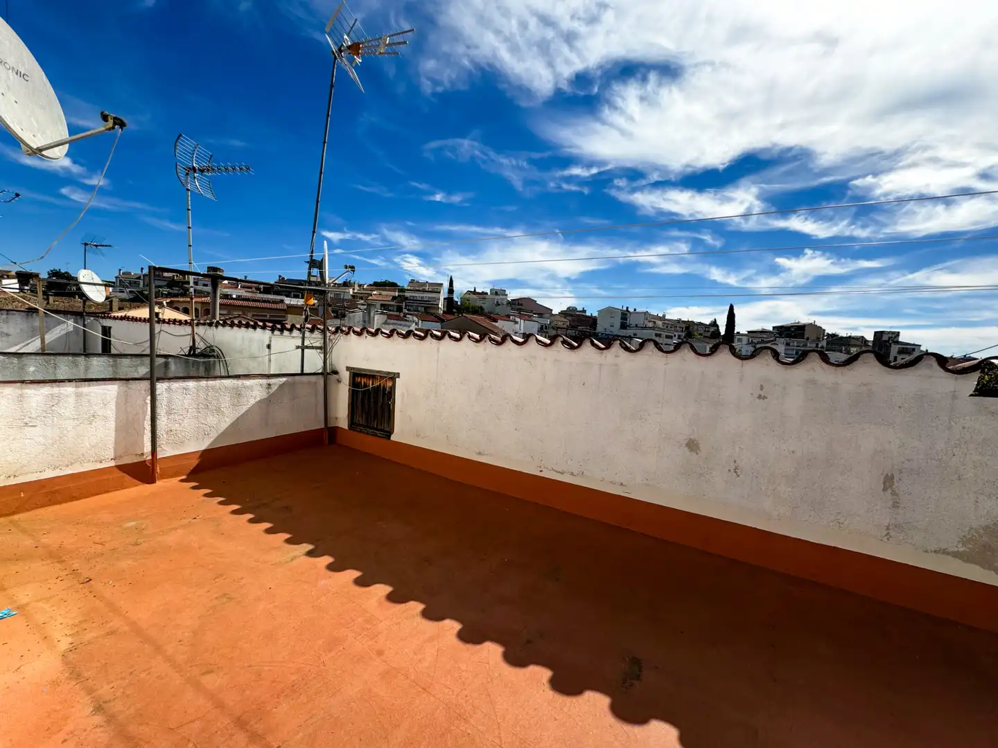 Vista exterior de Piso en venta en Sentmenat con Aire acondicionado y Terraza