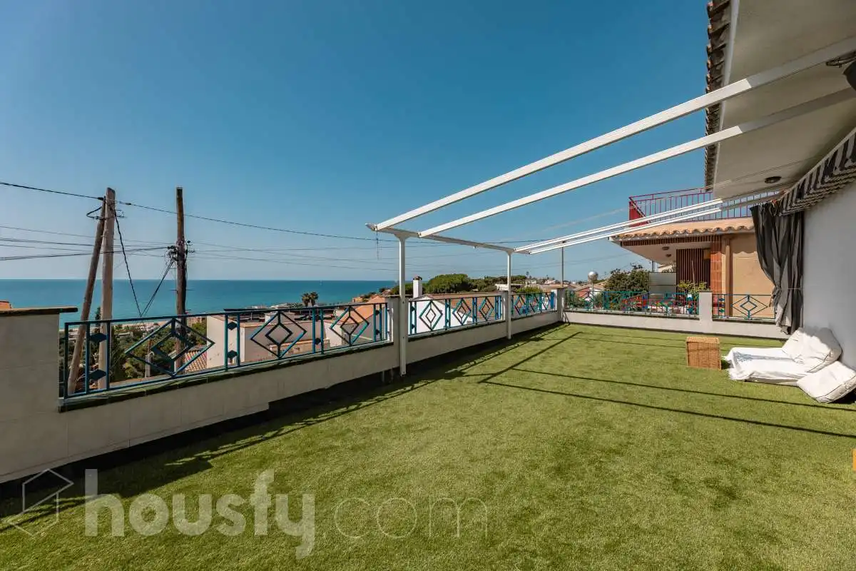 Casa o xalet en venda a Avinguda dels Llimoners, Canet de Mar