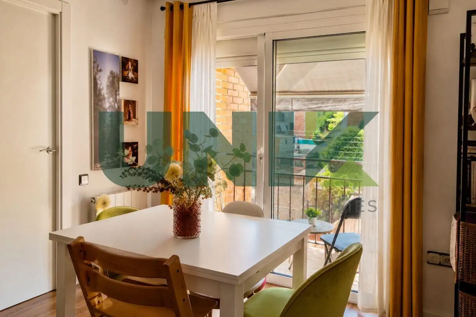 Esszimmer von Wohnung zum Verkauf in Barcelona