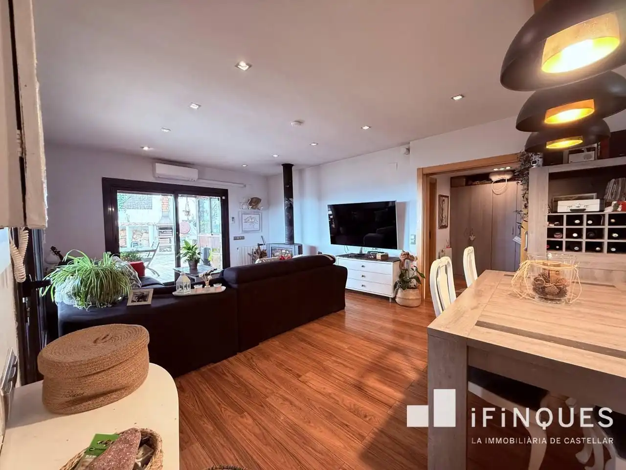 Living room of Houses for sale in Castellar del Vallès  with Air Conditioner, Heating and Private garden