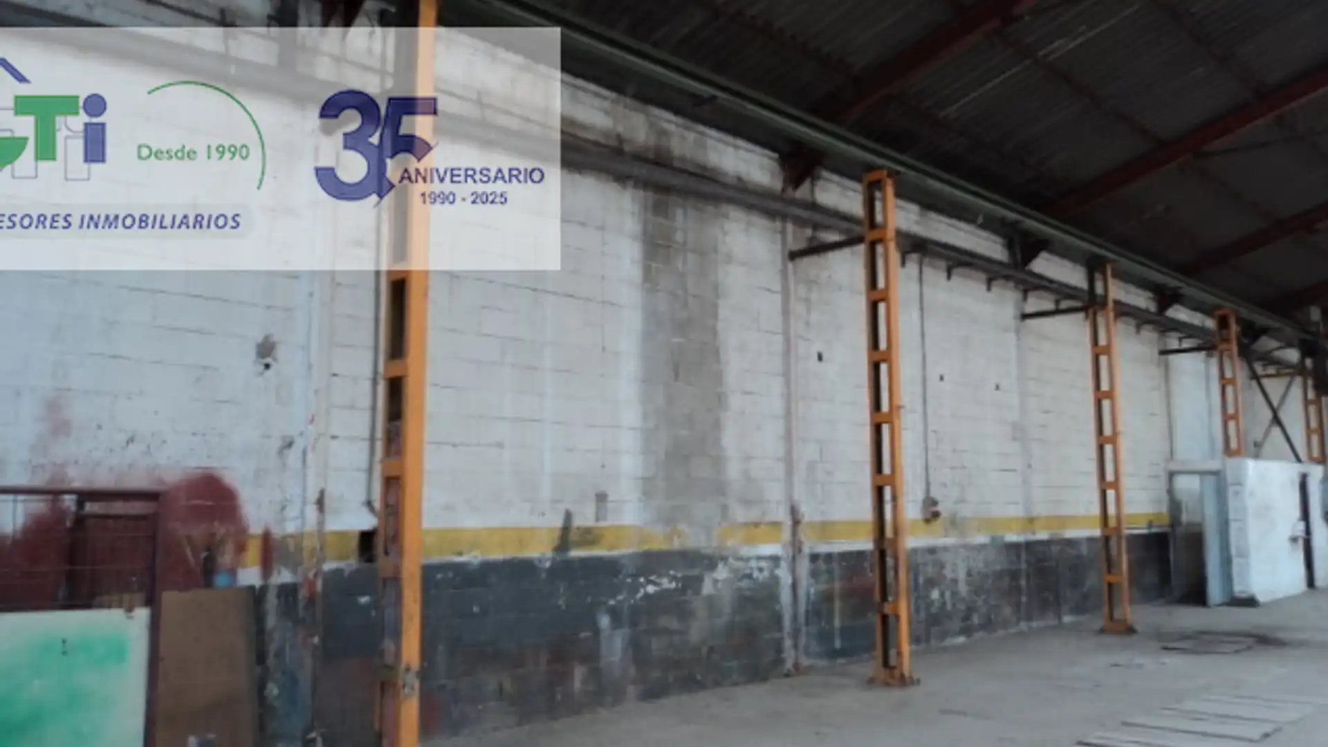 Exterior view of Industrial buildings for sale in Villanueva de Gállego