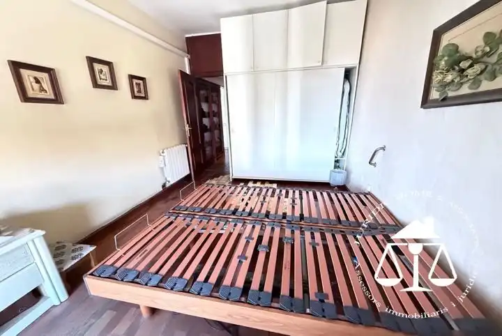 Habitación de Piso en venta en Esplugues de Llobregat con Aire acondicionado, Calefacción y Terraza
