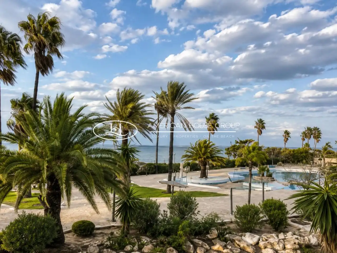 Vista exterior de Planta baixa en venda en Cádiz amb Aire condicionat