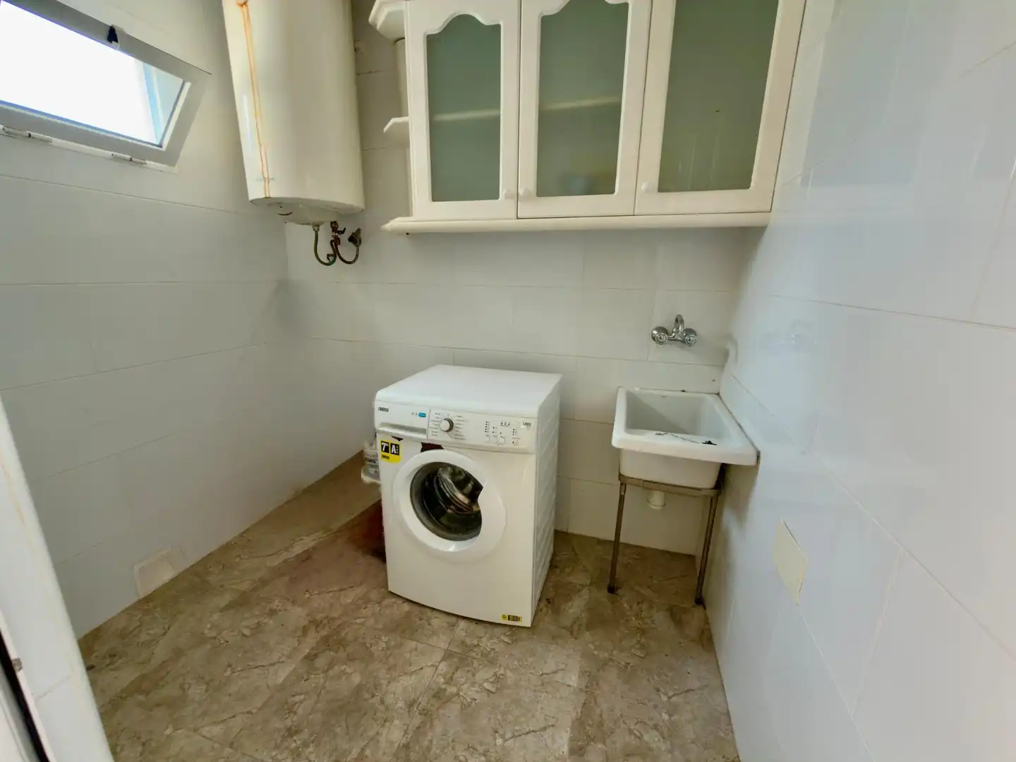 Bany de Casa o xalet en venda en Torrevieja amb Aire condicionat, Jardí privat i Terrassa