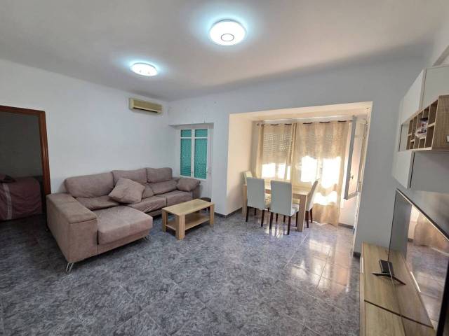 Piso en Venta en Músico José Torregrosa en Villafranqueza