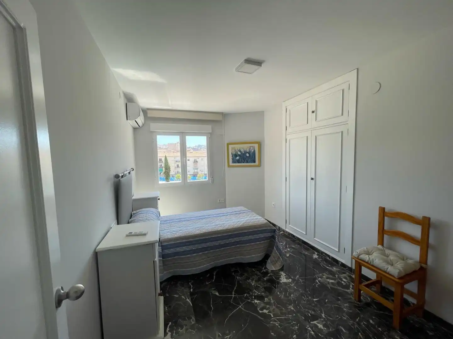 Bedroom of Flat for rent in Granada  with Air Conditioner, Heating and Furnished