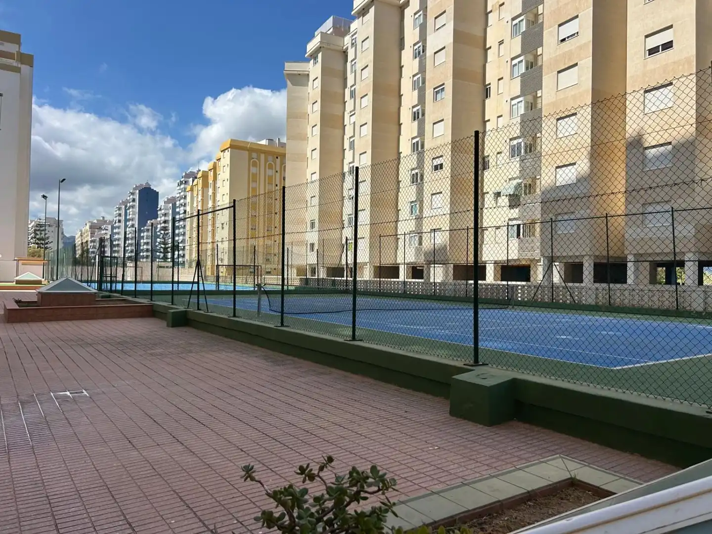 Apartamento con piscina en venta en Playa de Gandia, imagen 46